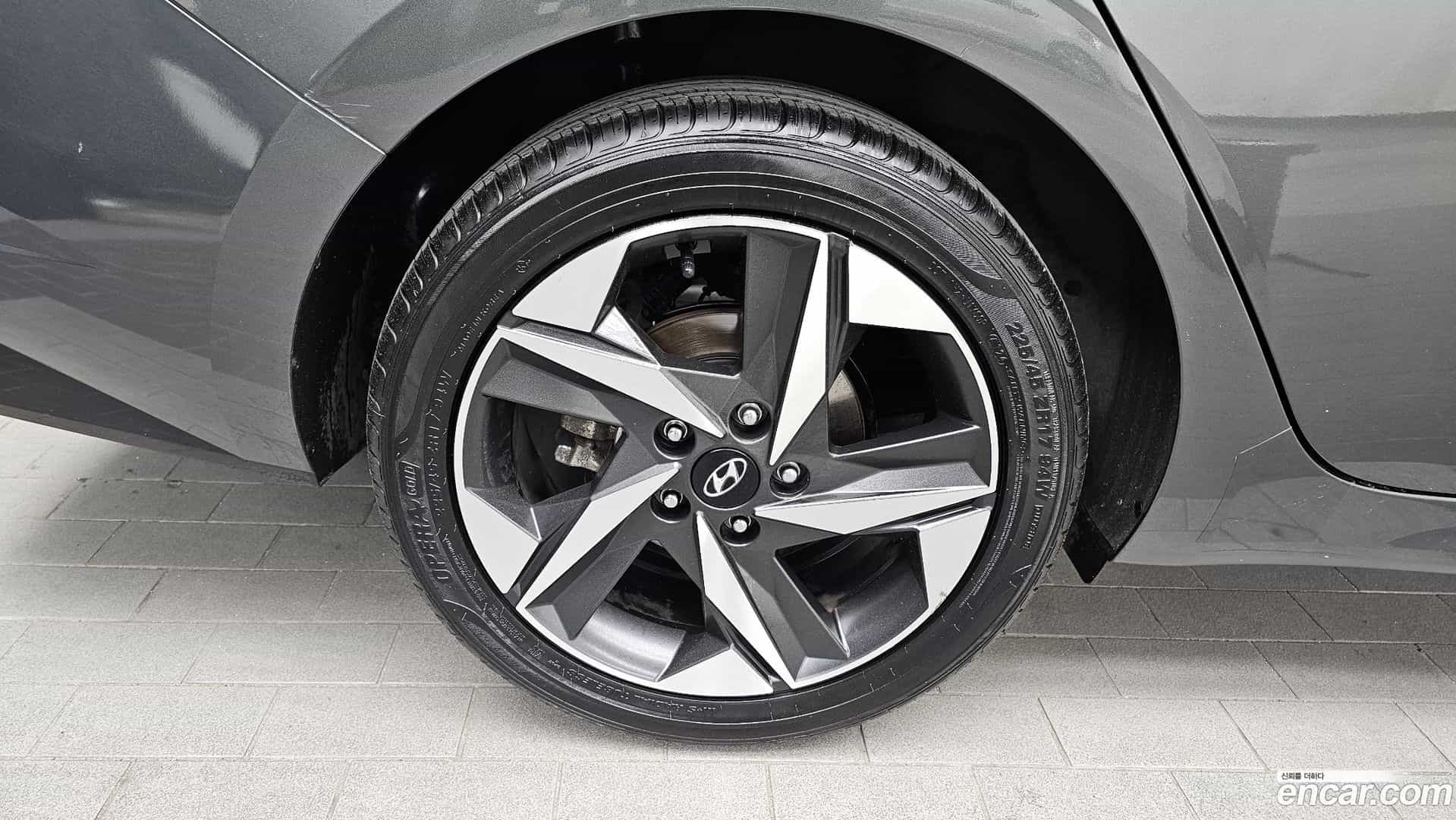 AVANTE Hyundai 2020.9-OUTER-005