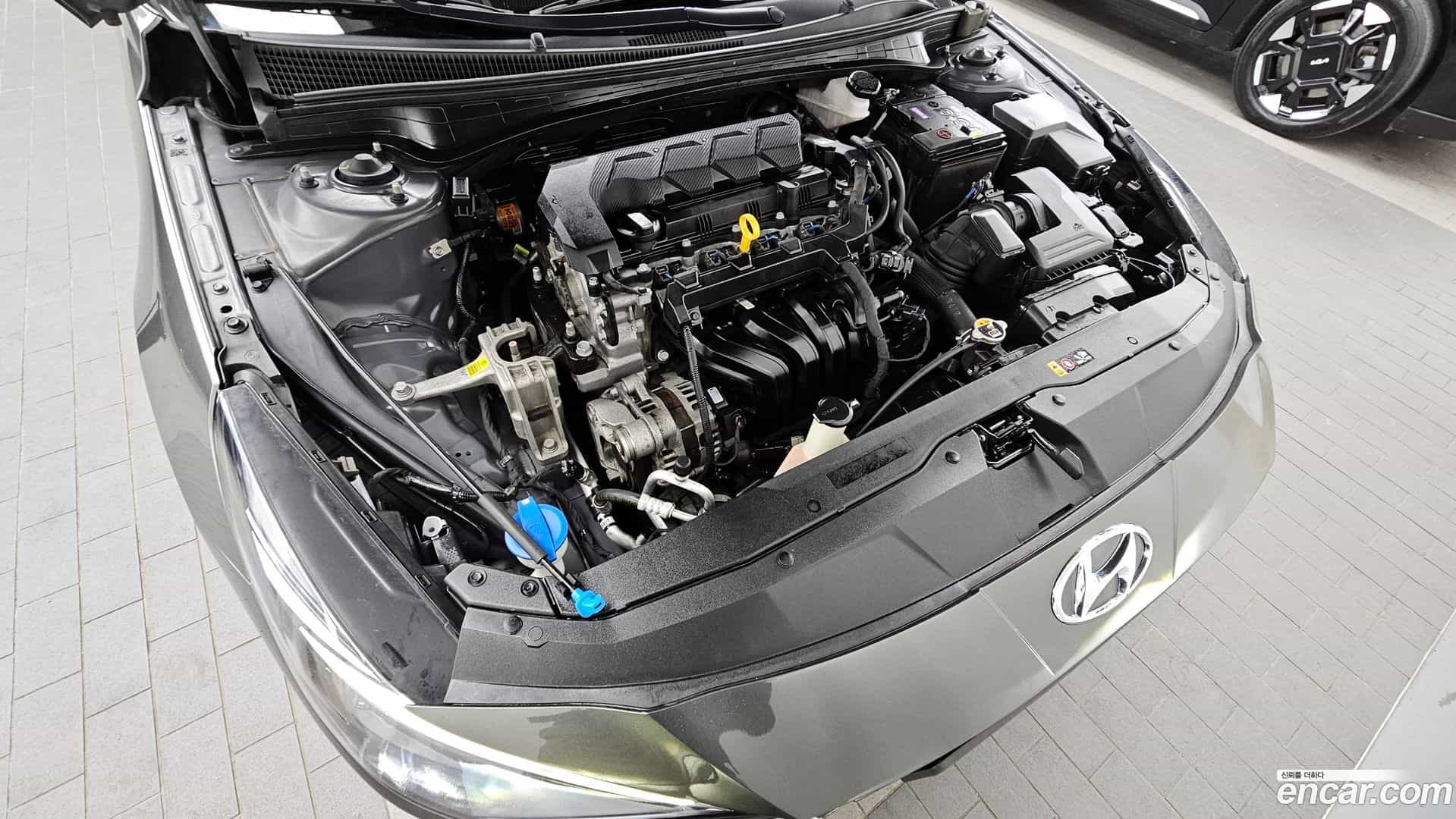 AVANTE Hyundai 2020.9-OUTER-006