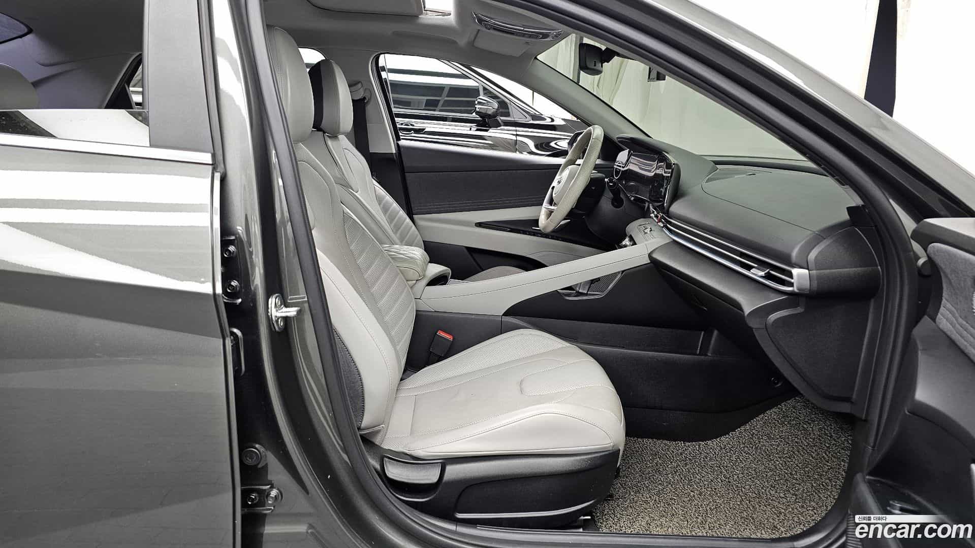 AVANTE Hyundai 2020.9-OPTION-015