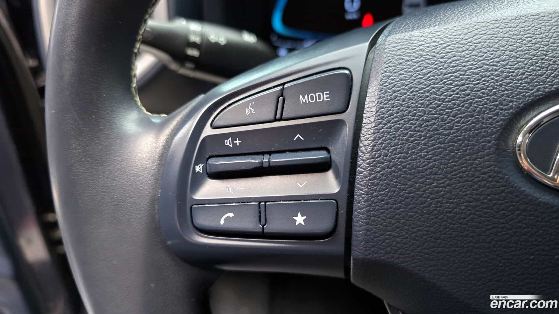 Venue Hyundai 2022.11-OPTION-021