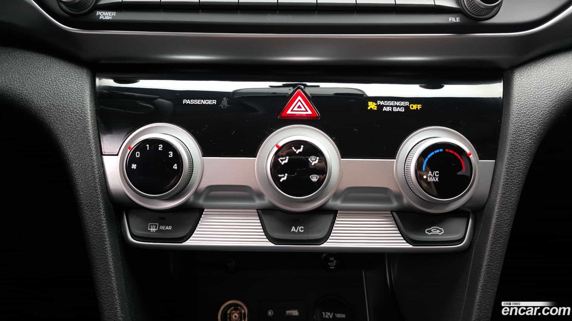 AVANTE Hyundai 2019.1-OPTION-021