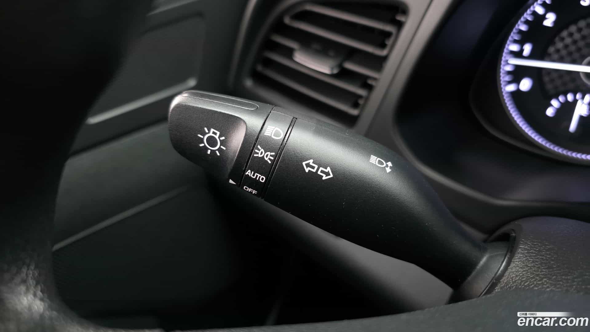 AVANTE Hyundai 2019.1-OPTION-023