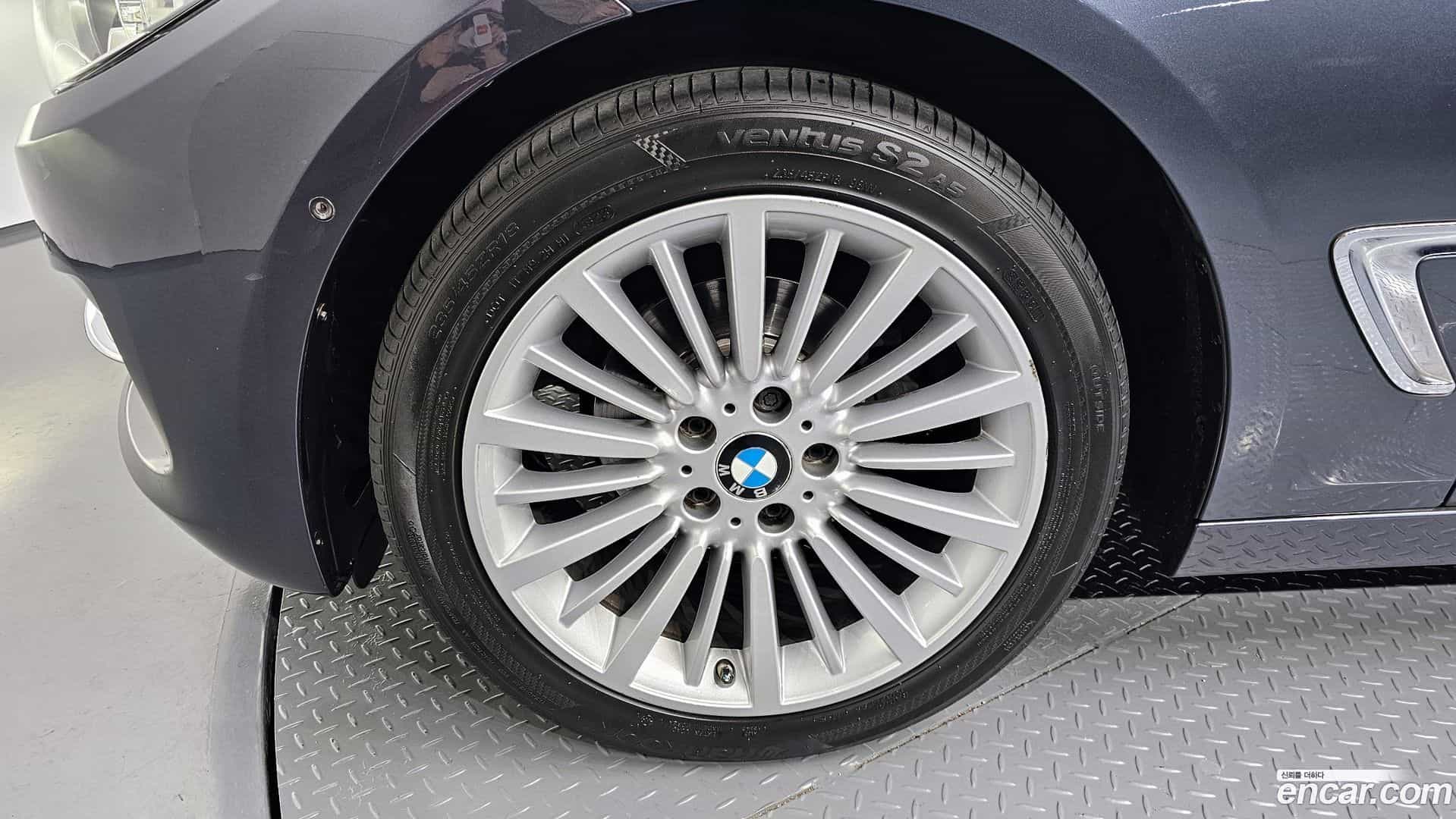 Gran Turismo BMW 2018.11-OUTER-005