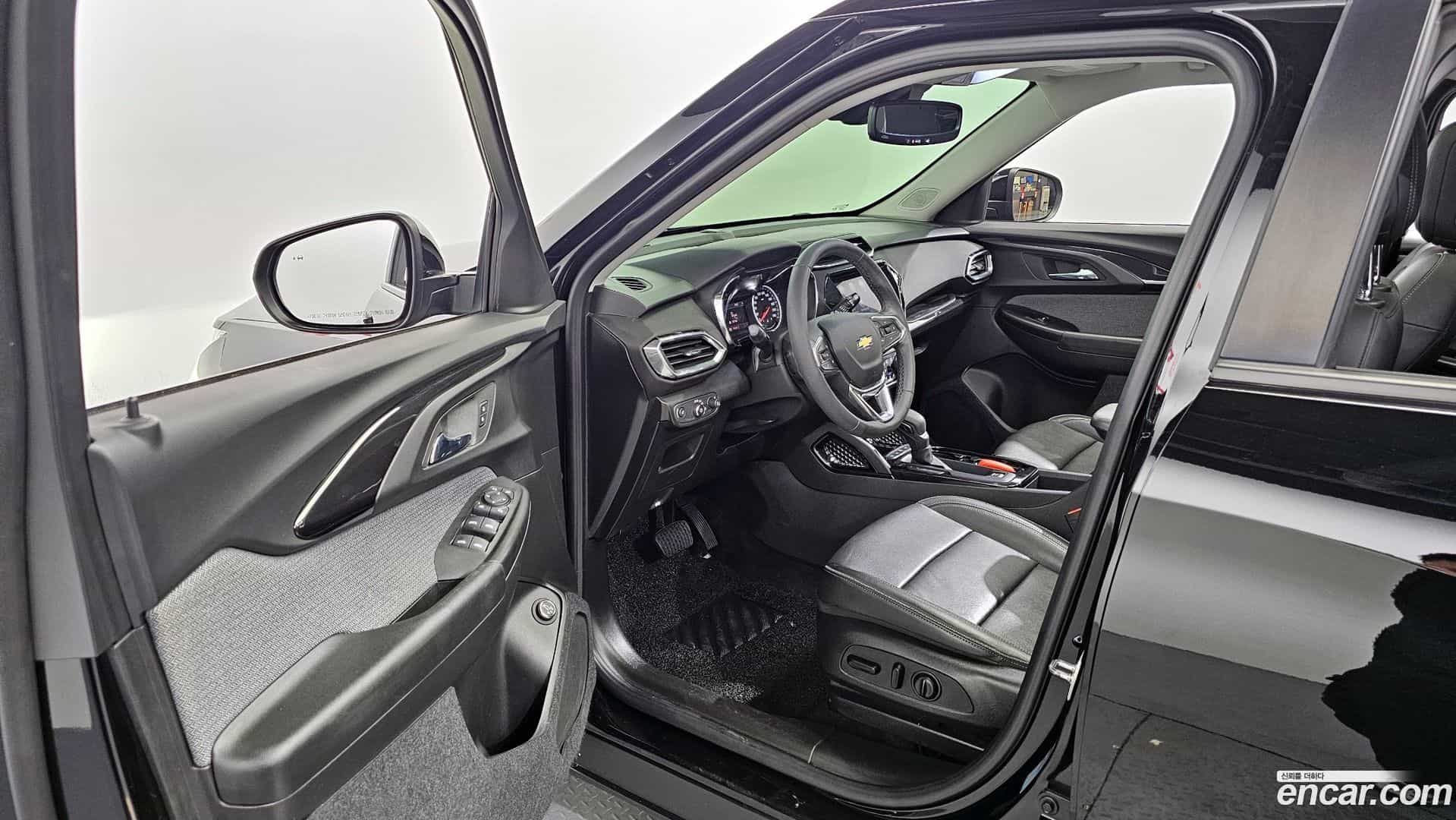 Trailblazer Chevrolet 2021.2-INNER-010