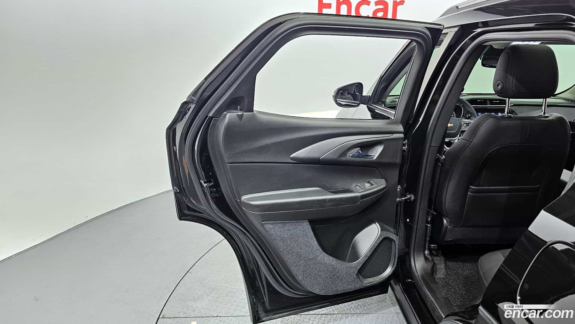 Trailblazer Chevrolet 2021.2-INNER-035