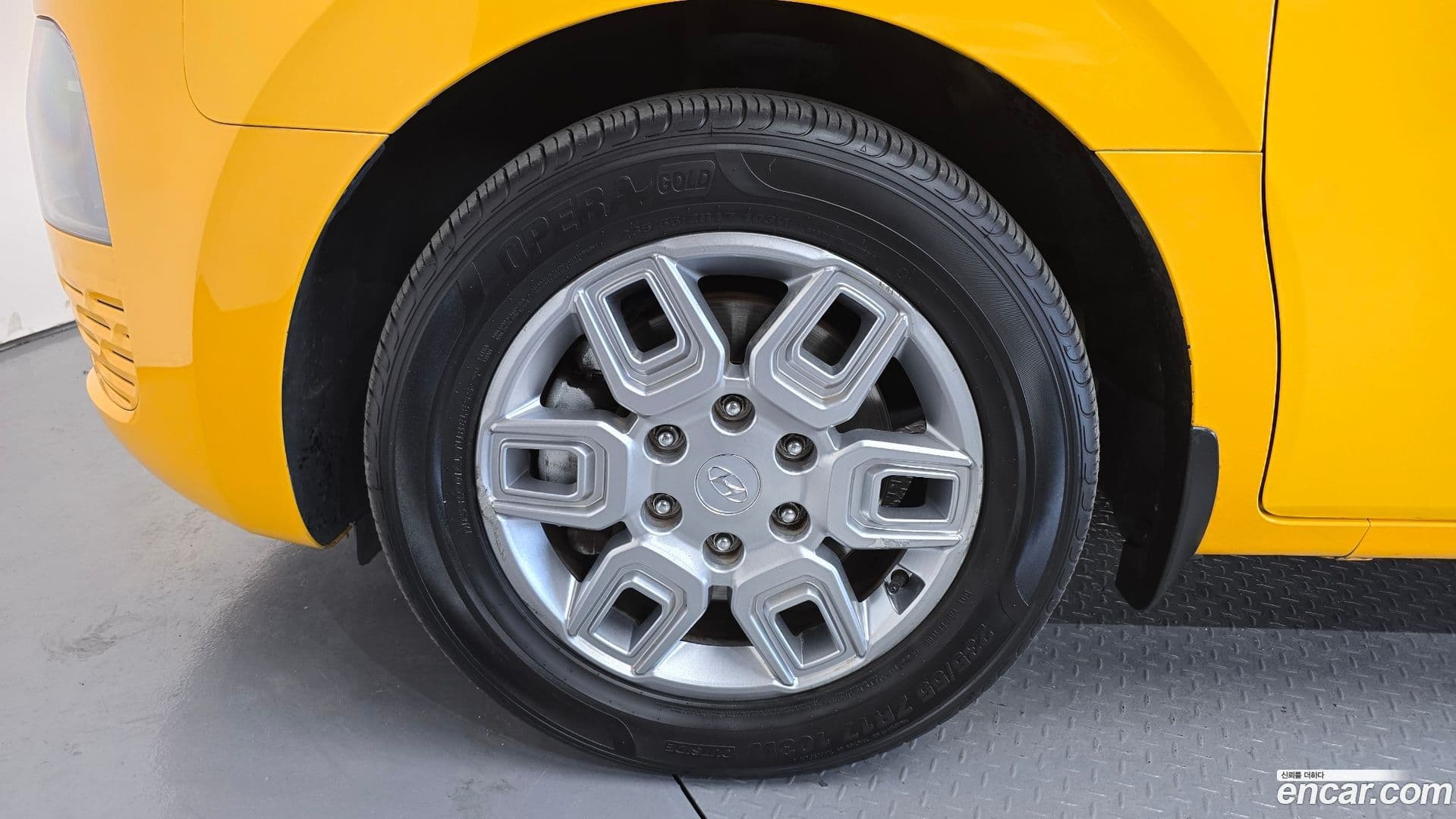Main__Slider__Photo:Staria Hyundai 2022.0-4