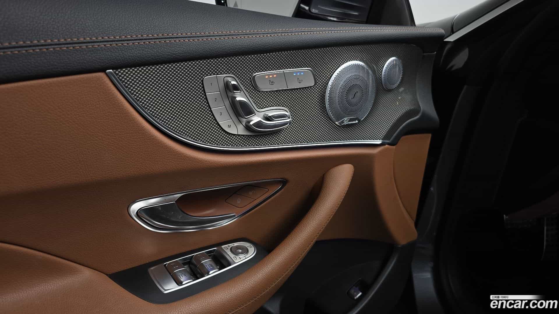 E-Class Mercedes-Benz 2020.8-INNER-034