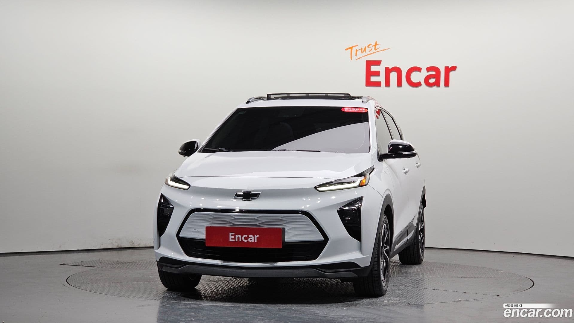 Main__Slider__Photo:볼트 EUV Chevrolet 2022.11-2