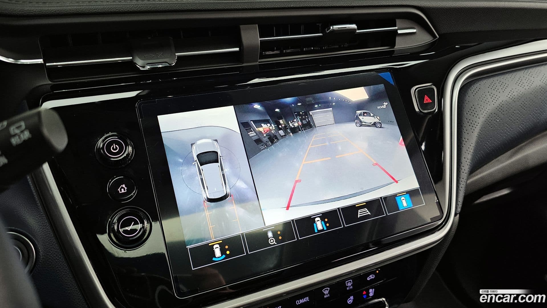 Main__Slider__Photo:볼트 EUV Chevrolet 2022.11-15