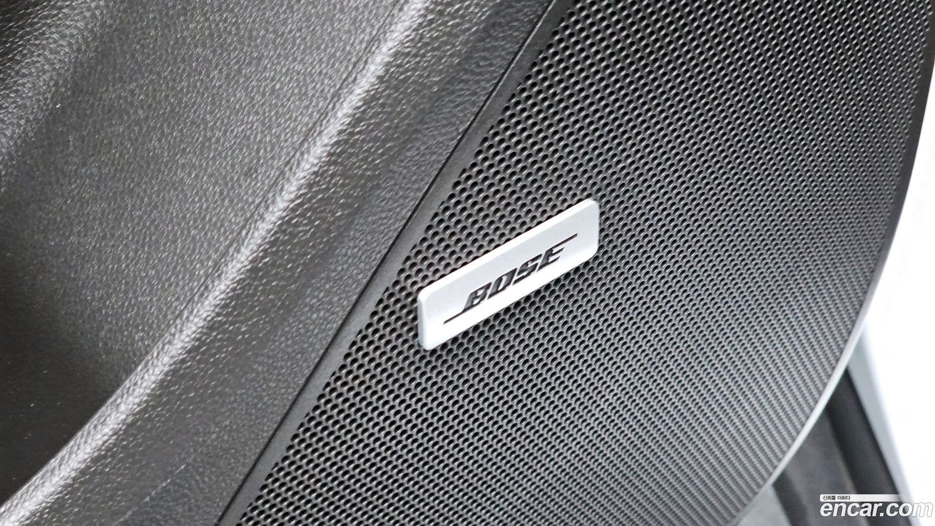 Main__Slider__Photo:볼트 EUV Chevrolet 2022.11-27