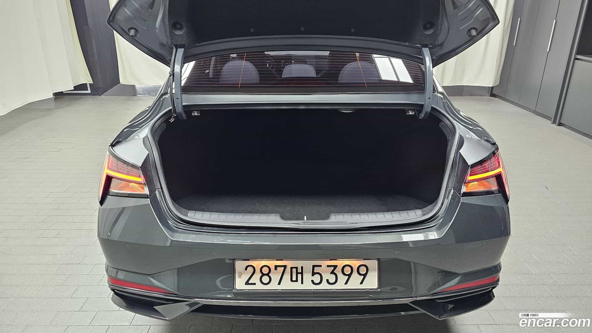 AVANTE Hyundai 2021.2-OPTION-024