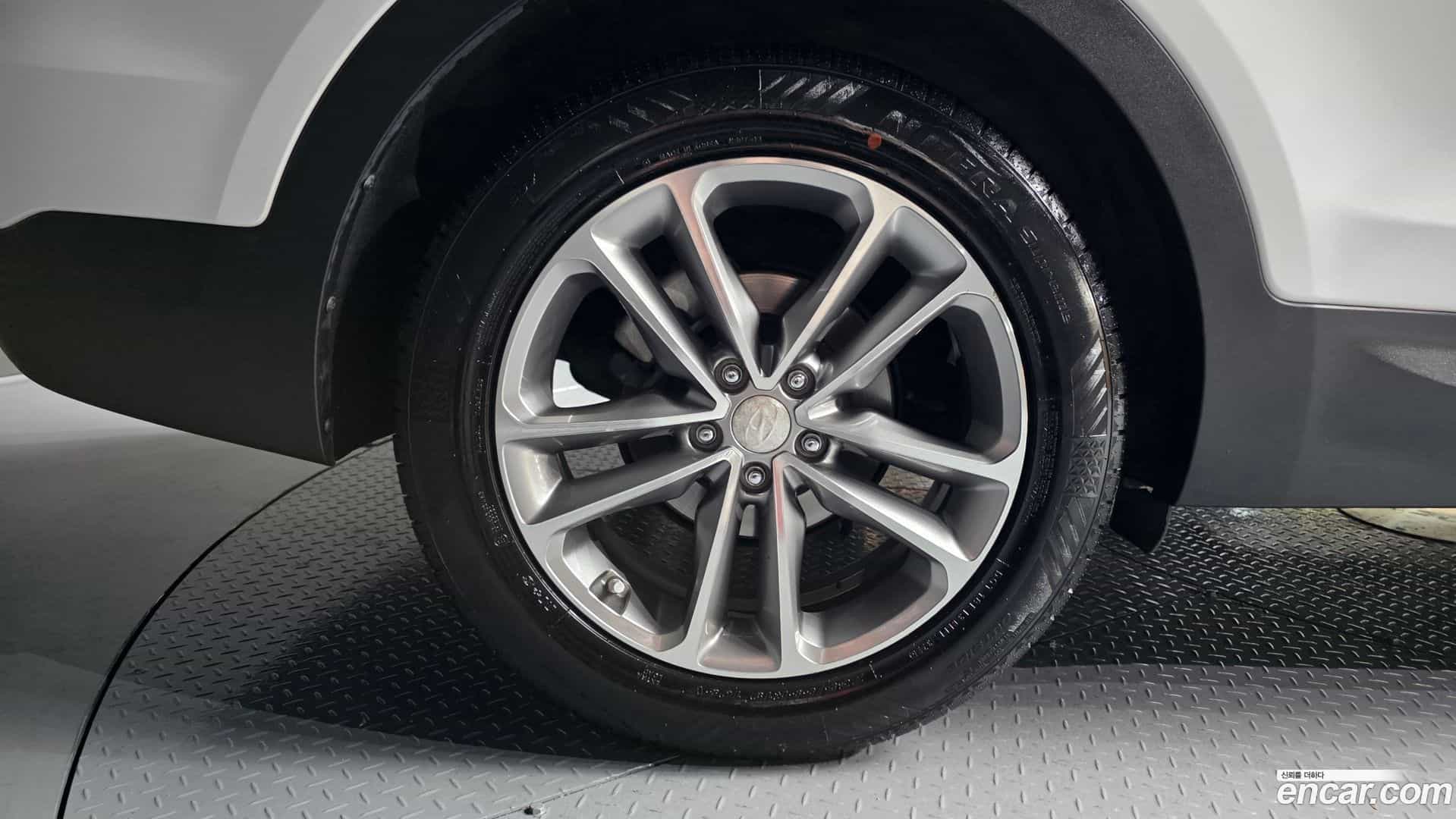 Santafe Hyundai 2015.7-OUTER-005