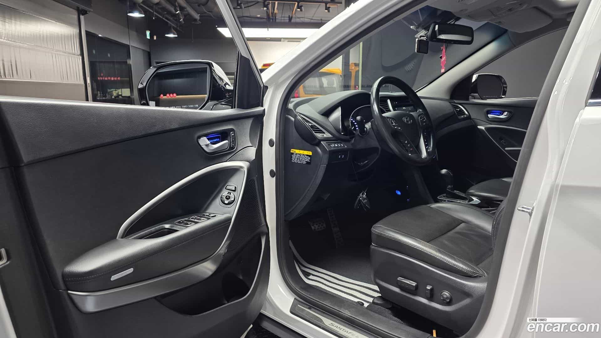 Santafe Hyundai 2015.7-INNER-010