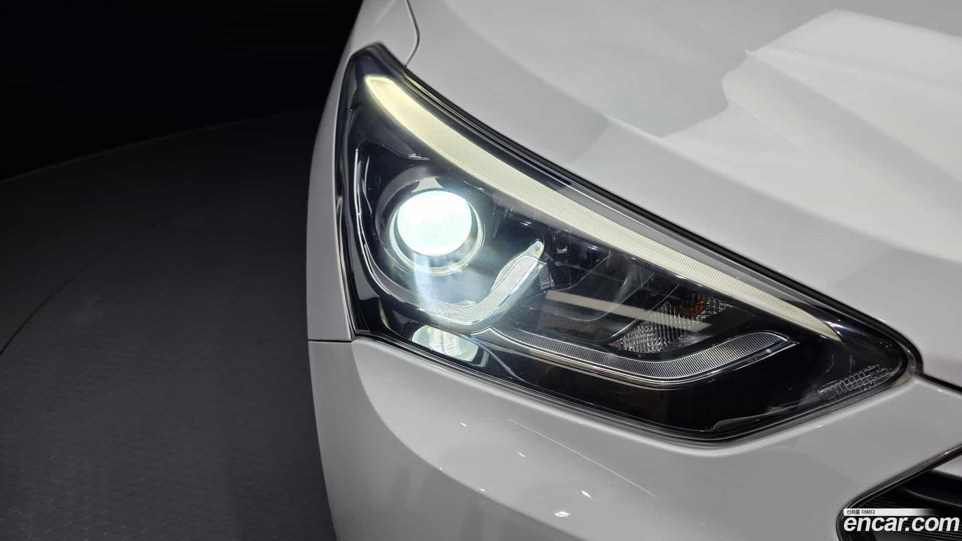 Santafe Hyundai 2015.7-OUTER-032