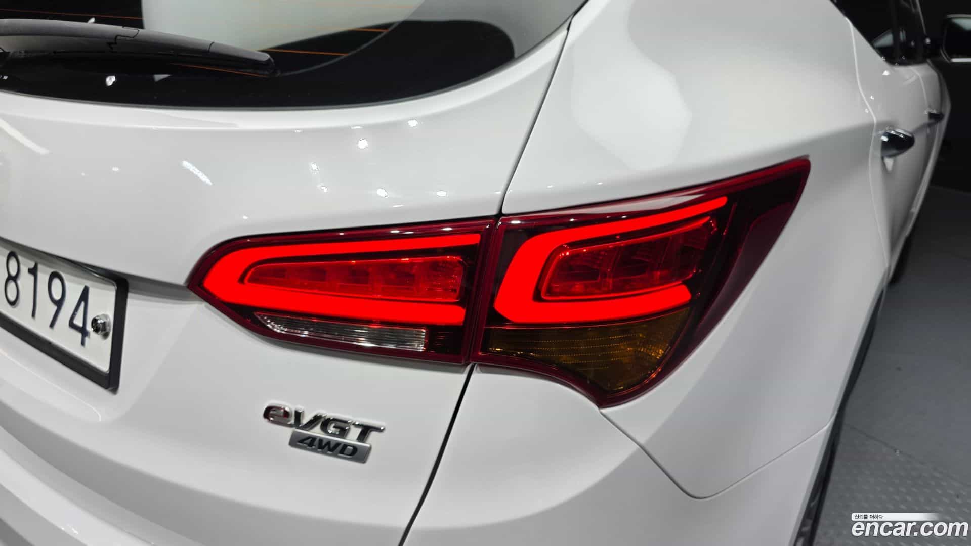 Santafe Hyundai 2015.7-OUTER-033