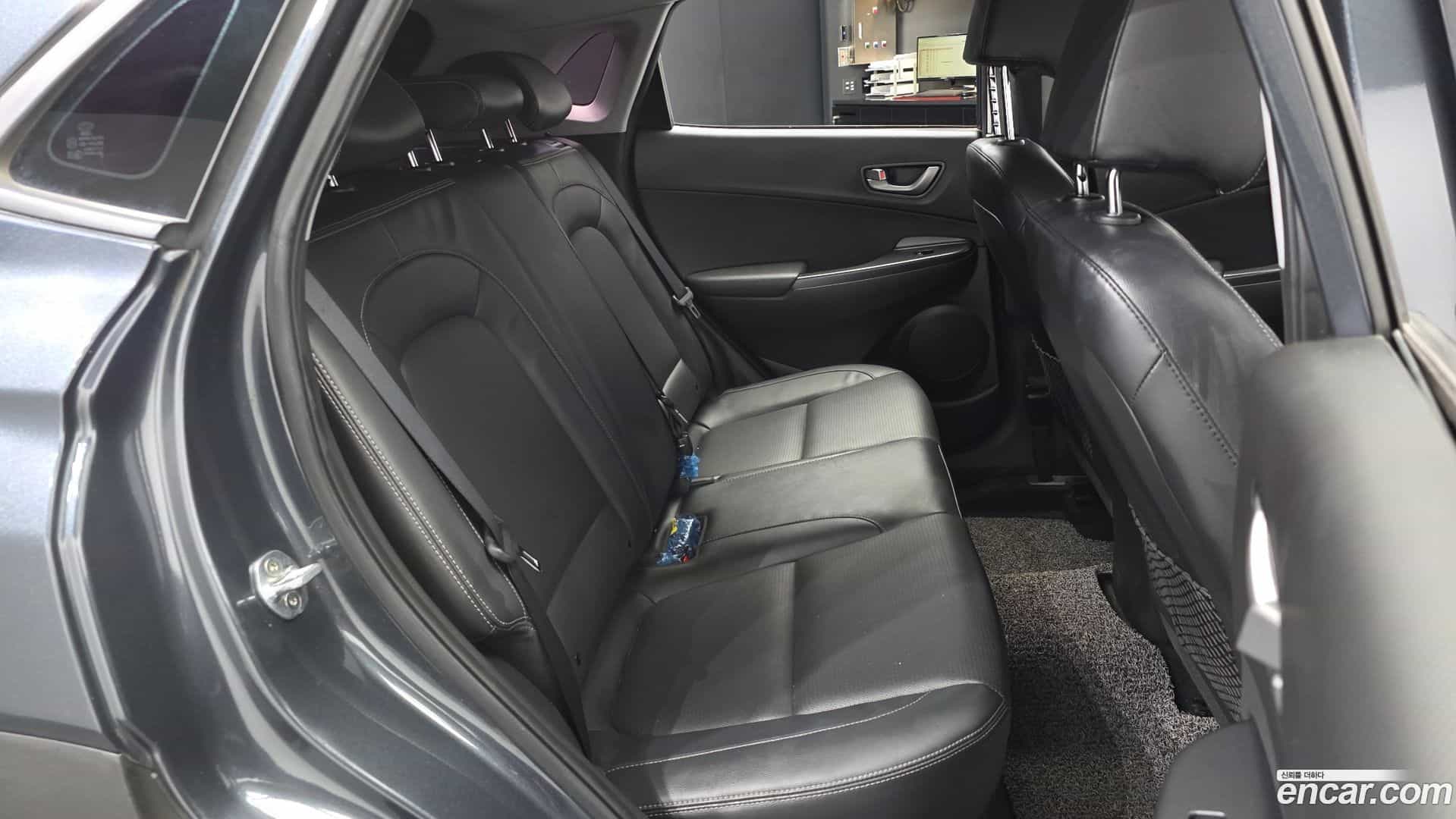 Kona Hyundai 2018.1-OPTION-016