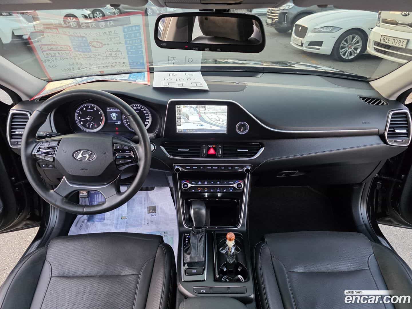 Grandeur Hyundai 2017.1-OPTION-016