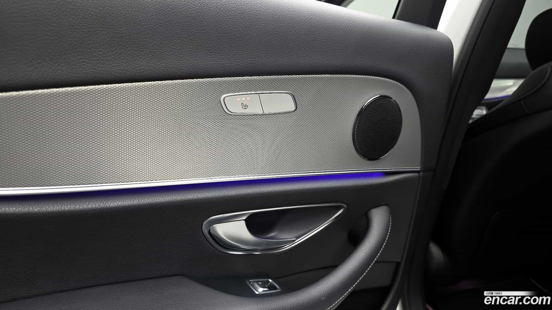 E-Class Mercedes-Benz 2018.5-OPTION-023