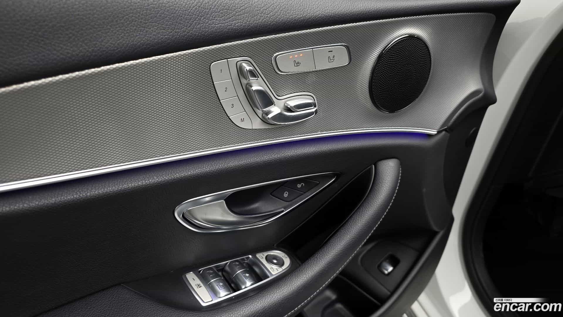 E-Class Mercedes-Benz 2018.5-INNER-034