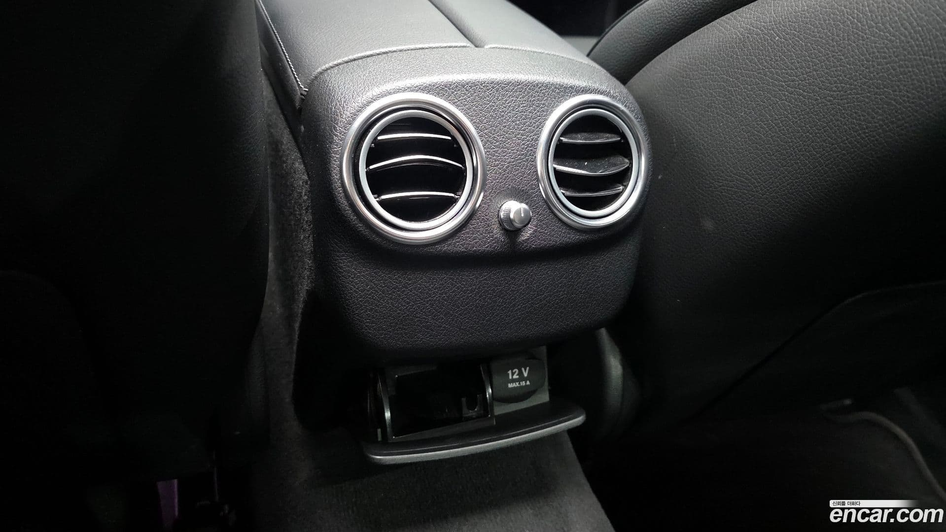 Main__Slider__Photo:E-Class Mercedes-Benz 2018.5-29