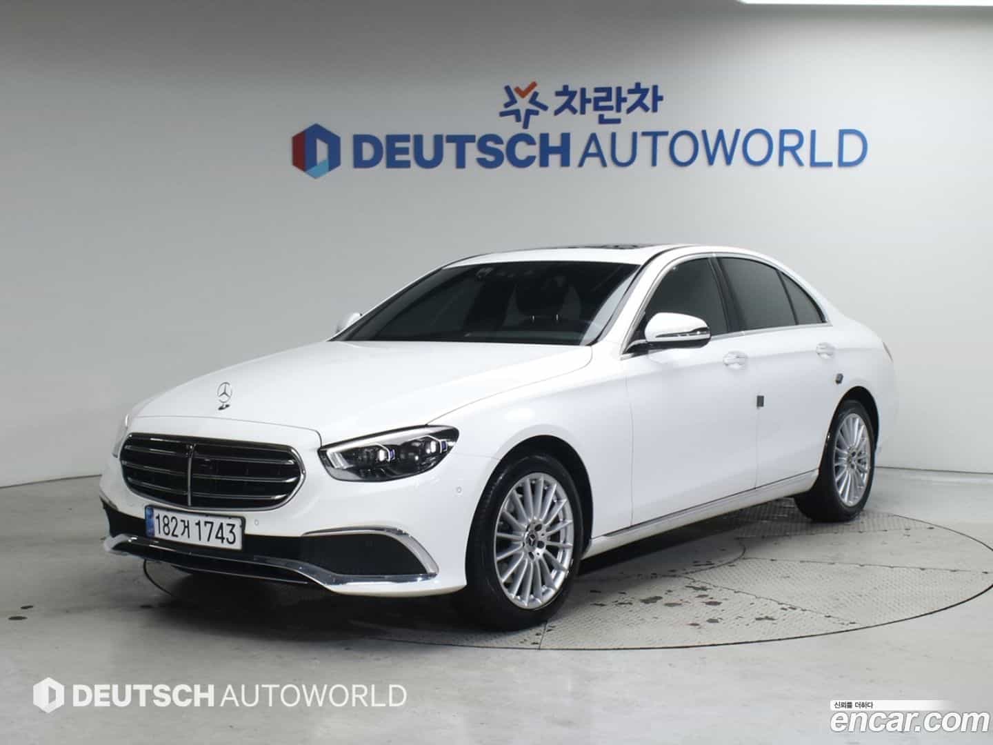 E-Class Mercedes-Benz 2020.11-OUTER-001