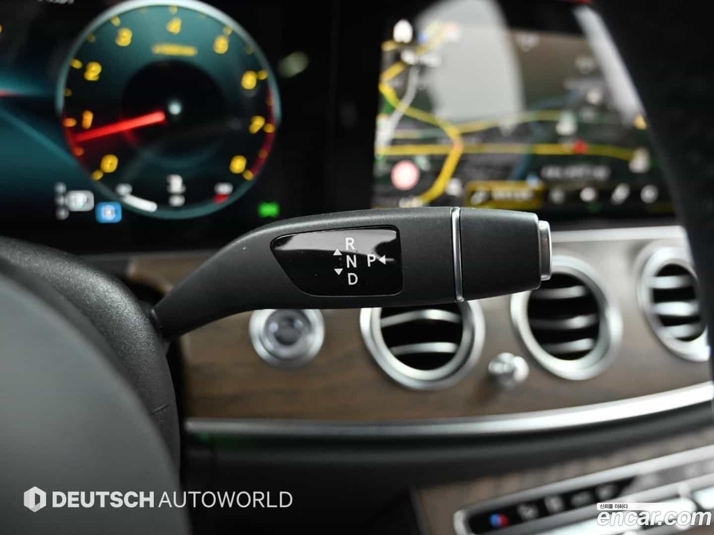 E-Class Mercedes-Benz 2020.11-INNER-009