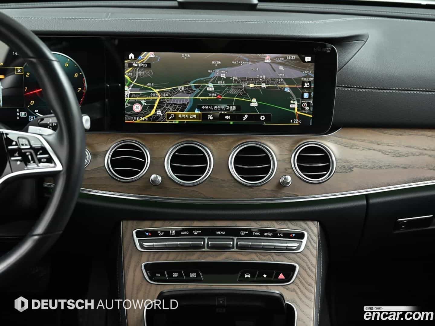 E-Class Mercedes-Benz 2020.11-OPTION-018