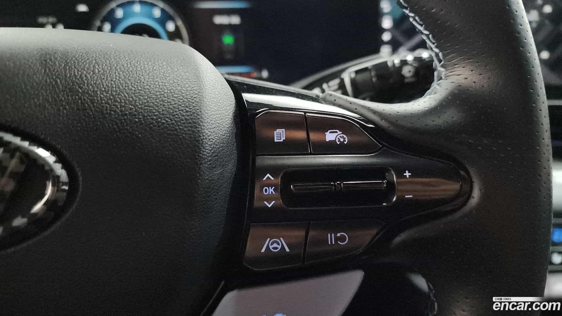 AVANTE Hyundai 2021.8-OPTION-019