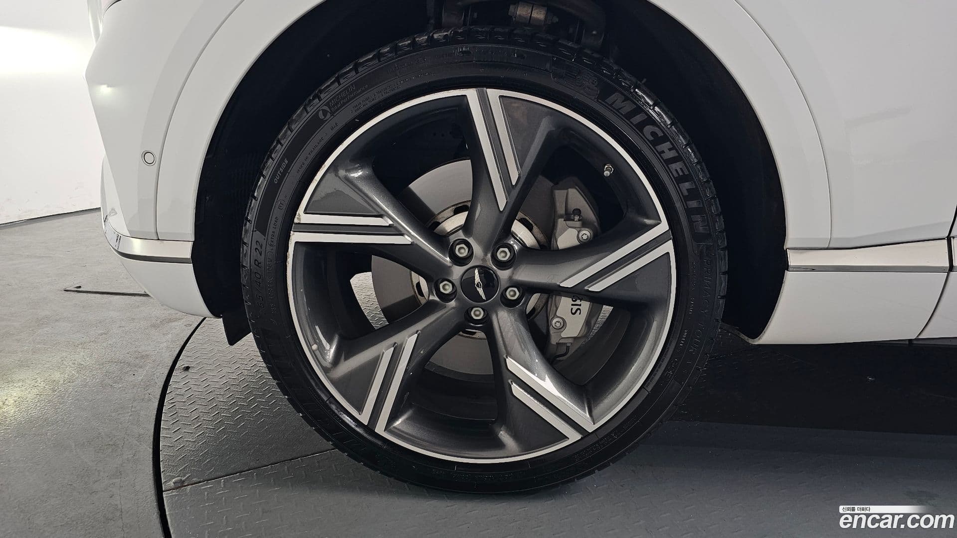 Main__Slider__Photo:GV80 Genesis 2024.3-4