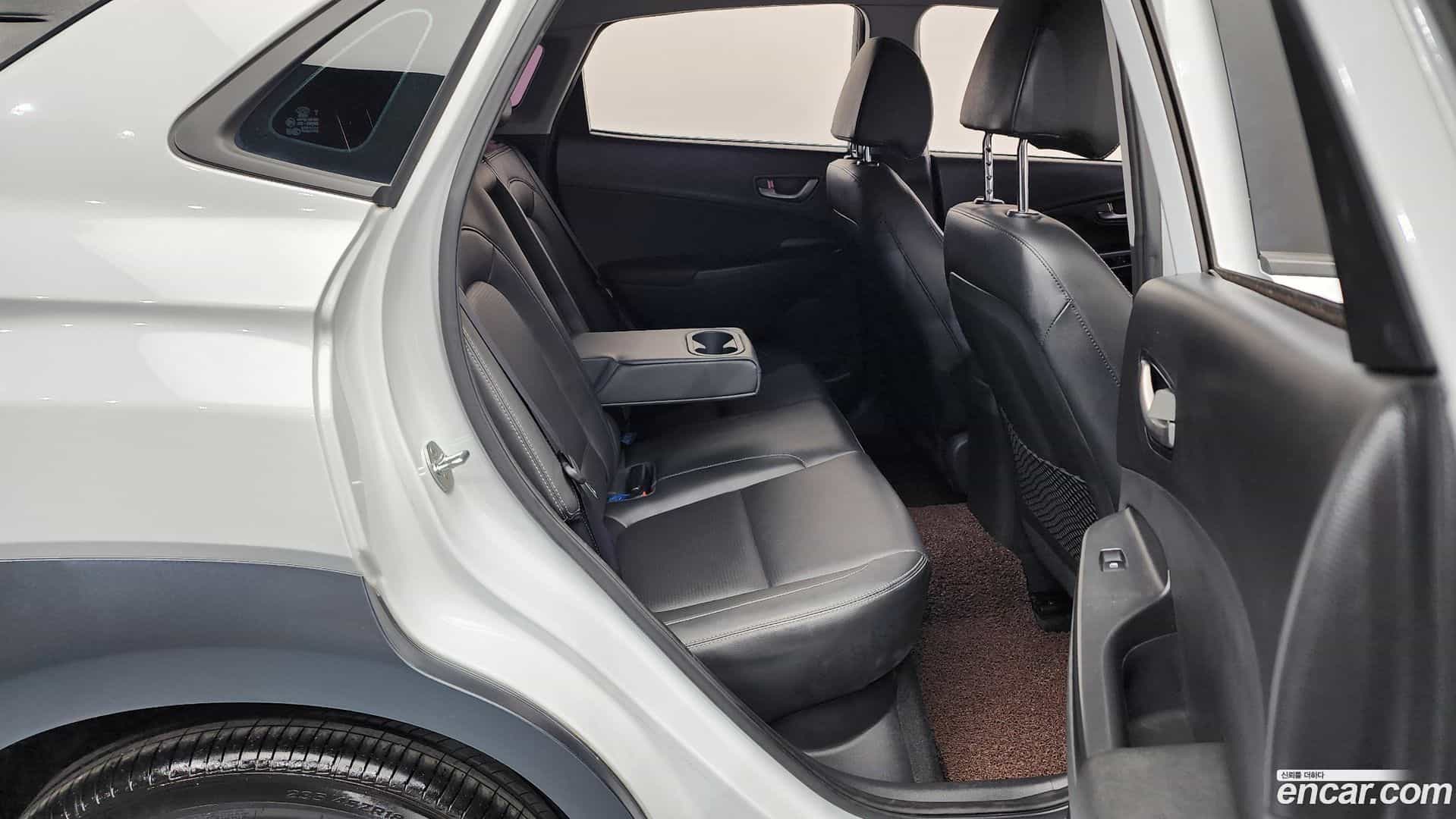 Kona Hyundai 2019.10-OPTION-015