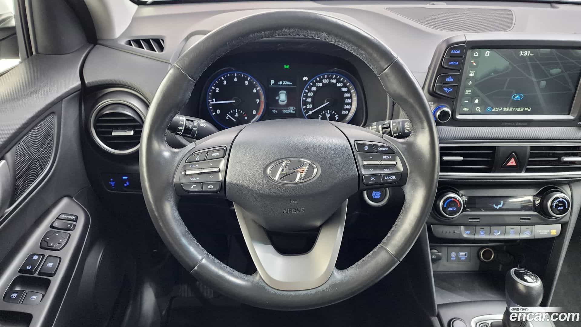 Kona Hyundai 2019.10-OPTION-016