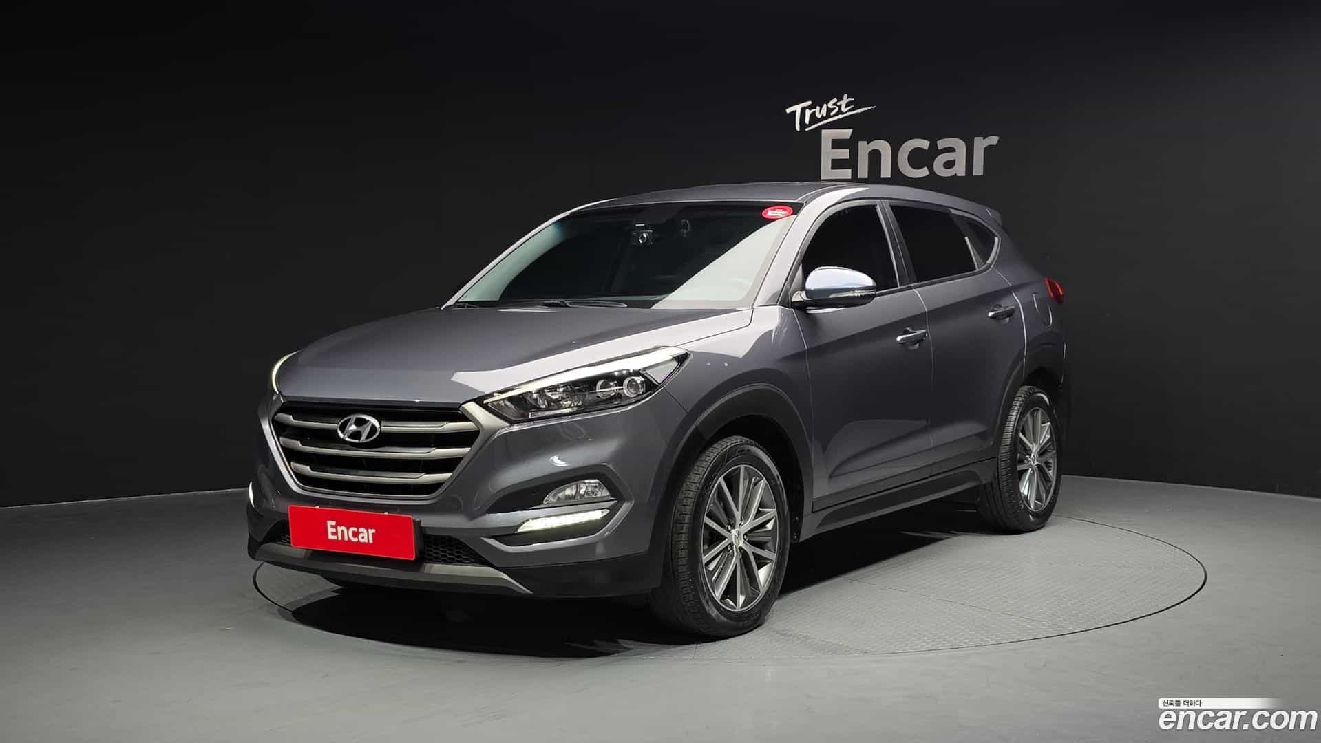 Tucson Hyundai 2015.3-OUTER-001
