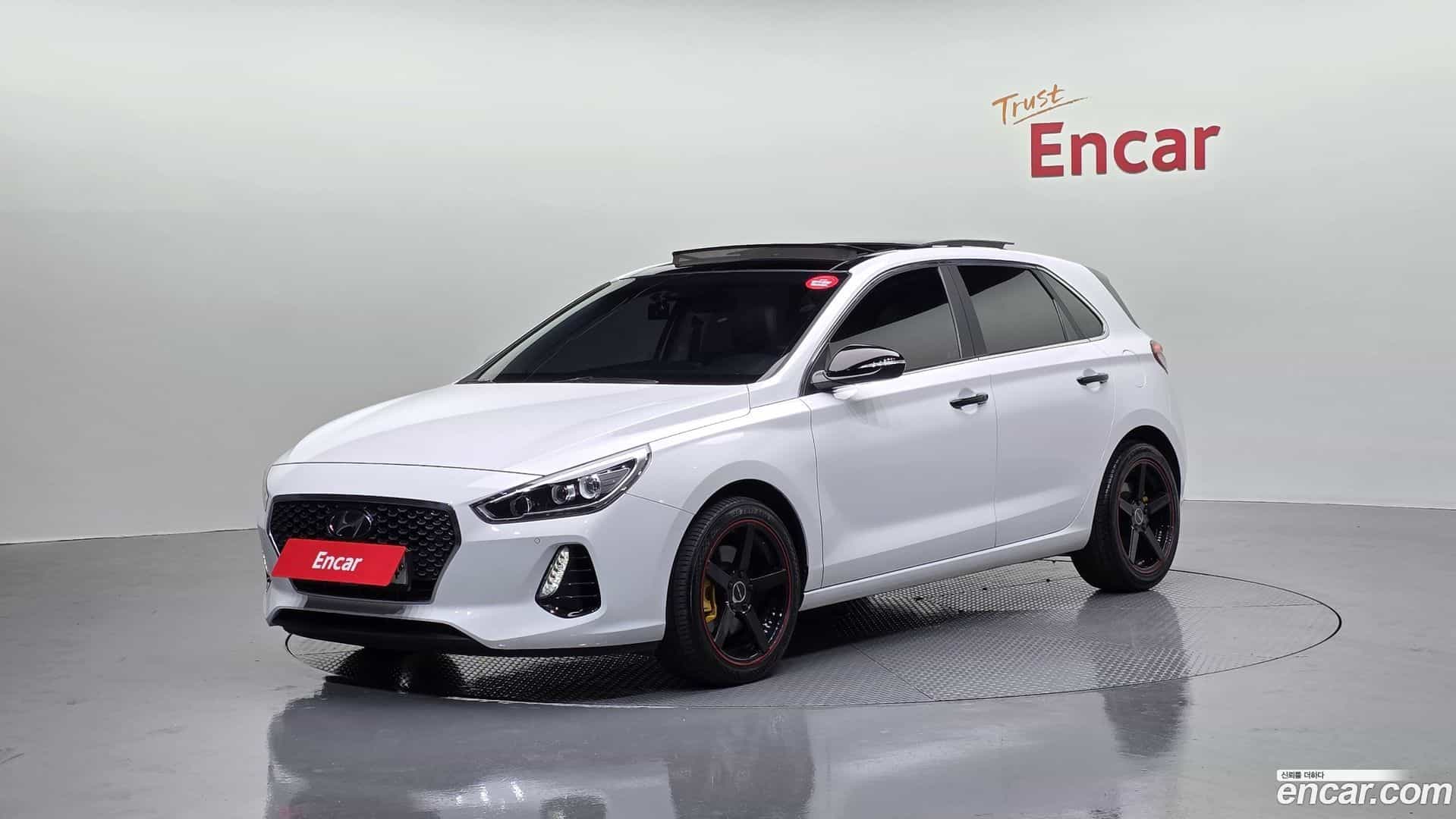 i30 Hyundai 2019.8-OUTER-001