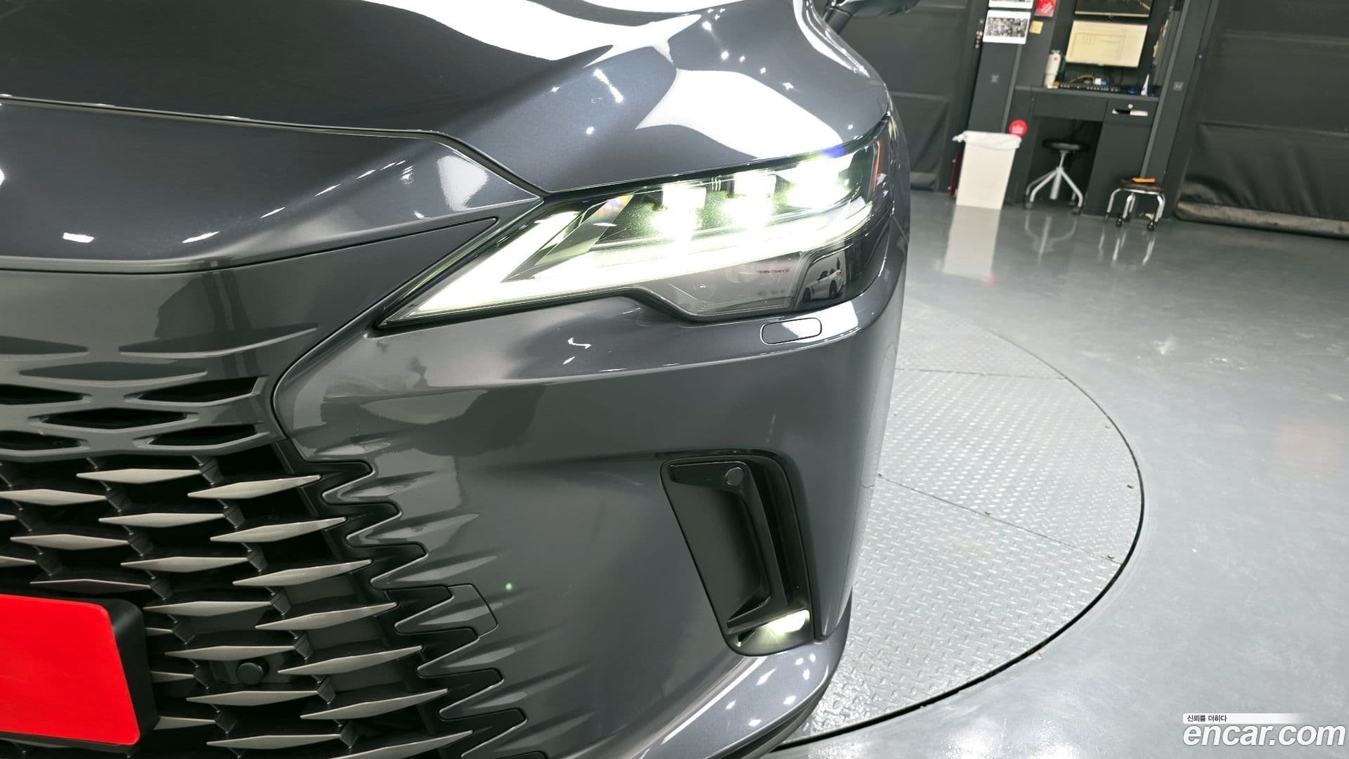 Main__Slider__Photo:RX Lexus 2024.4-21