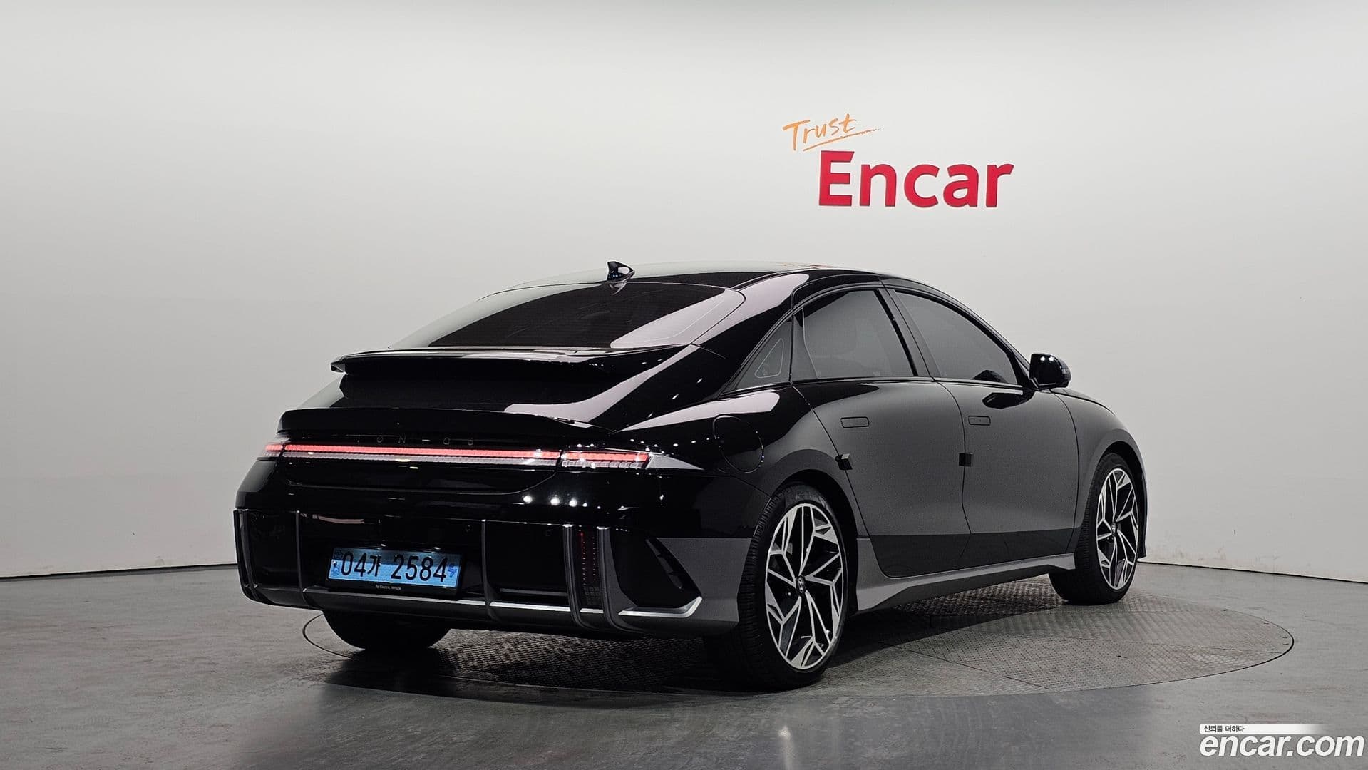 Main__Slider__Photo:Ioniq6 Hyundai 2022.11-1