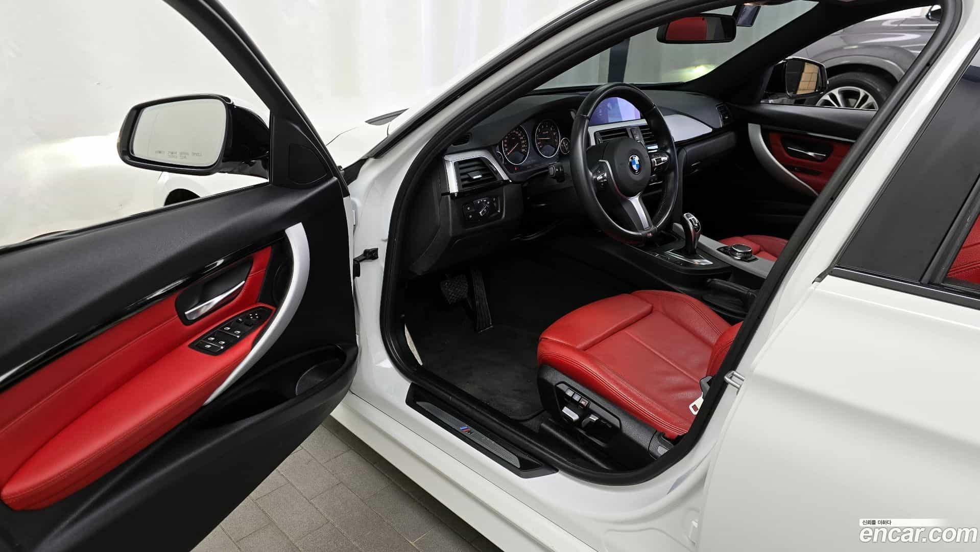3-Series BMW 2017.9-INNER-010