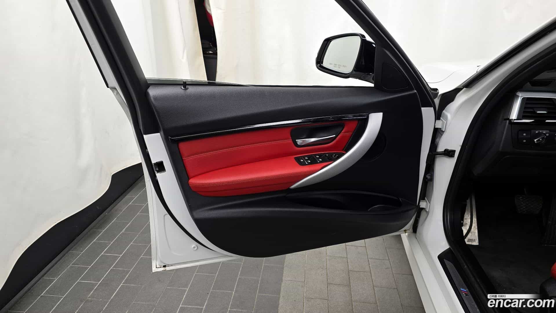 3-Series BMW 2017.9-INNER-034