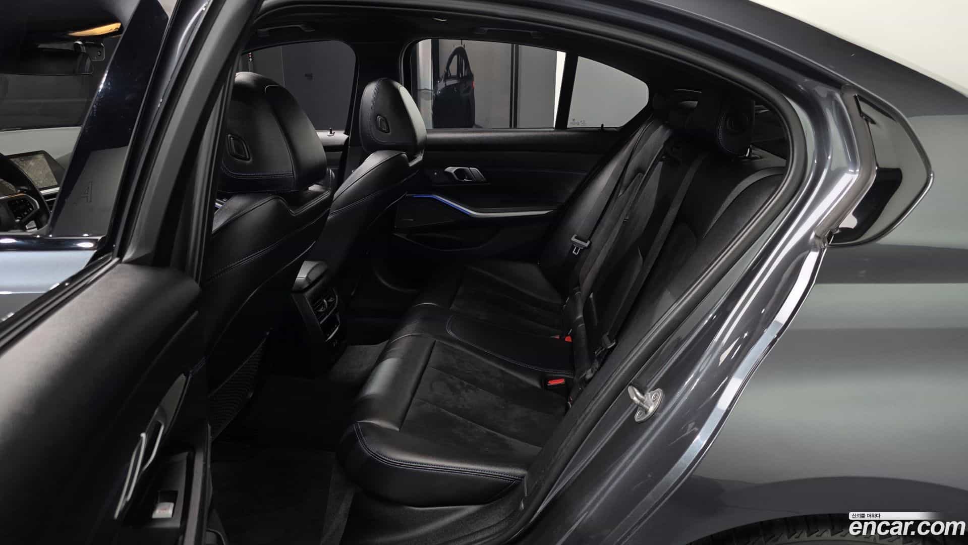 3-Series BMW 2021.3-INNER-036