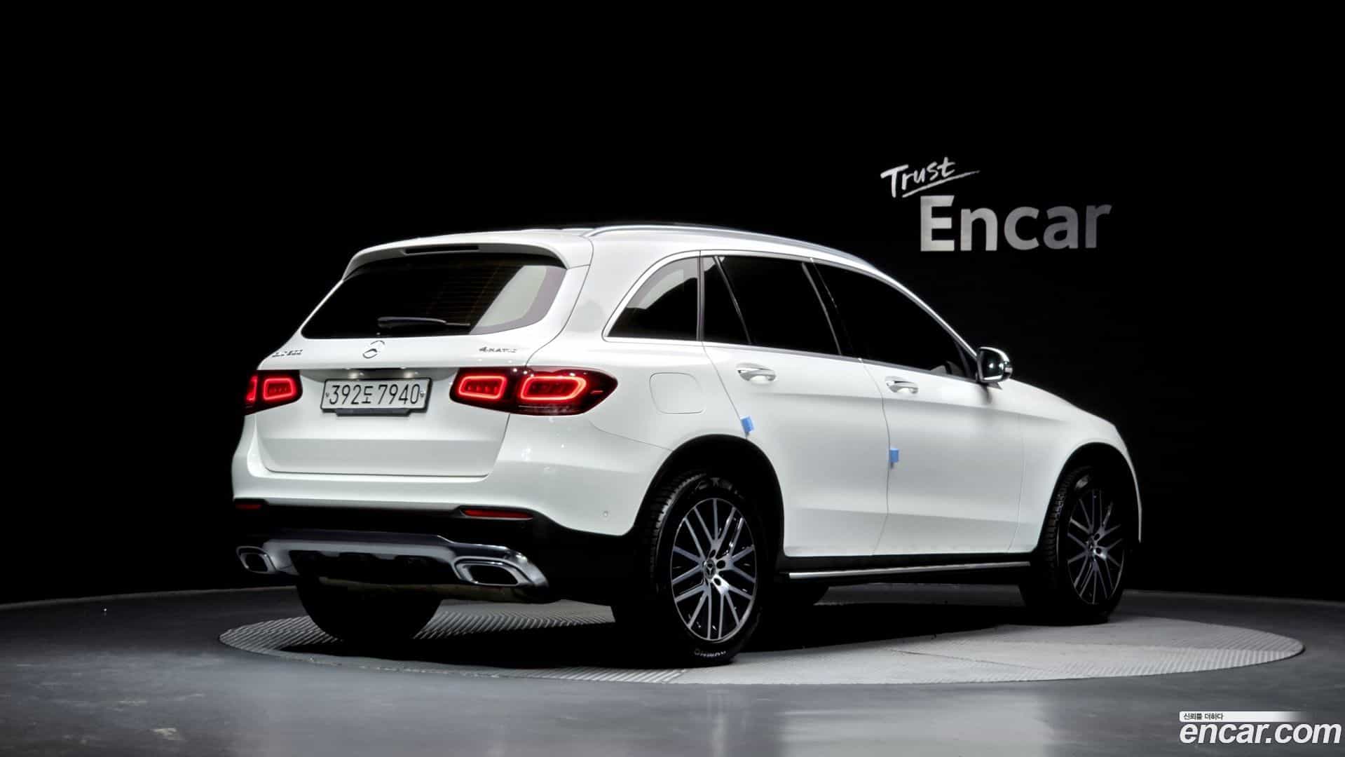 GLC-Class Mercedes-Benz 2020.3-OUTER-002