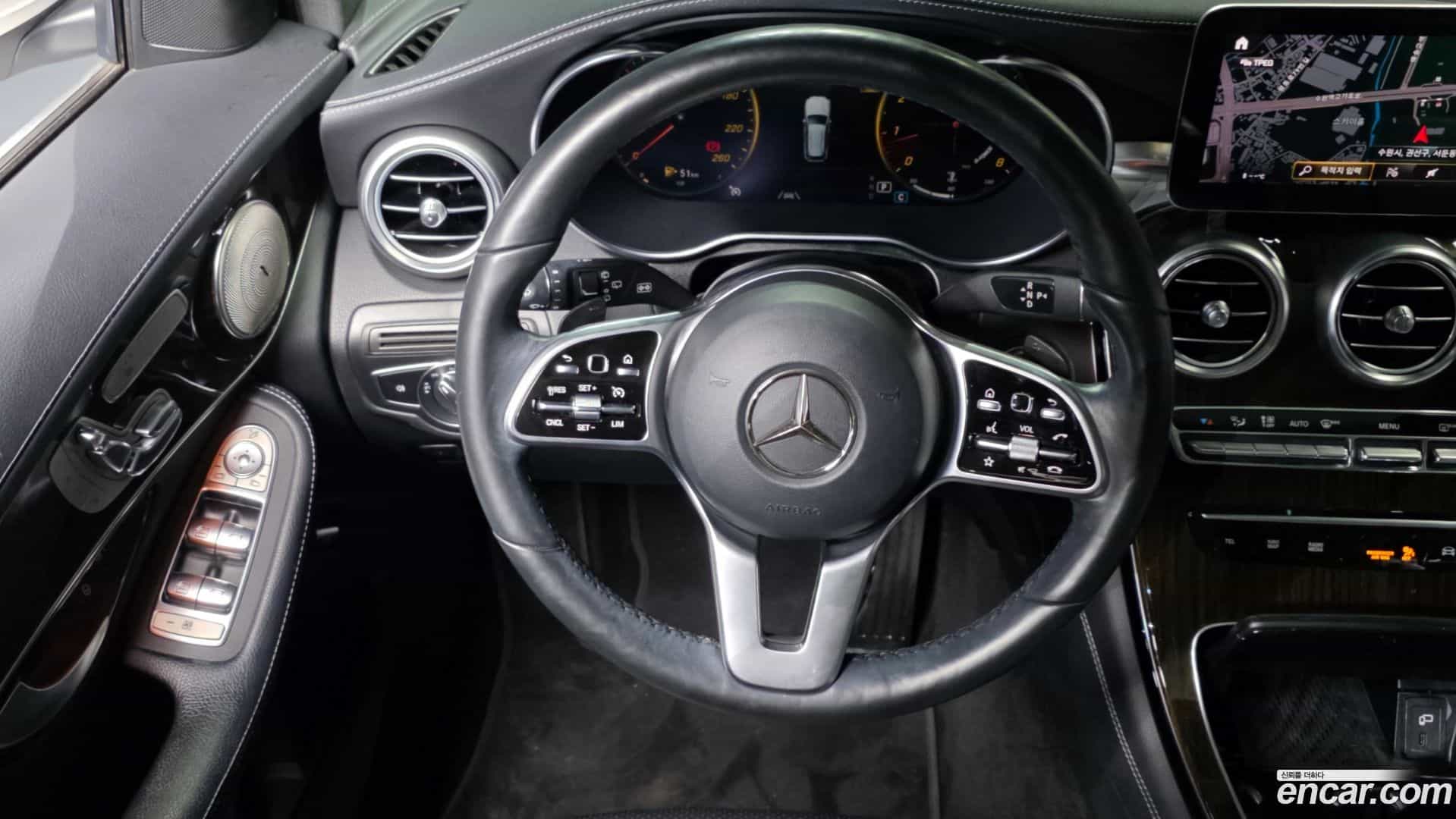 GLC-Class Mercedes-Benz 2020.3-OPTION-017