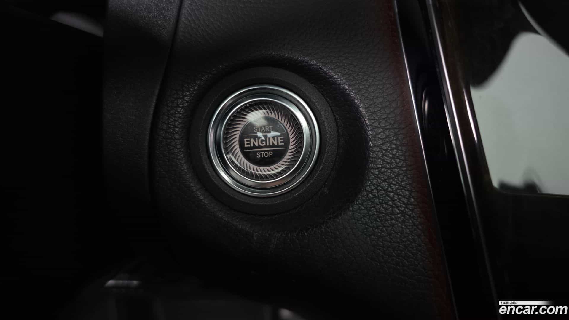 GLC-Class Mercedes-Benz 2020.3-OPTION-044
