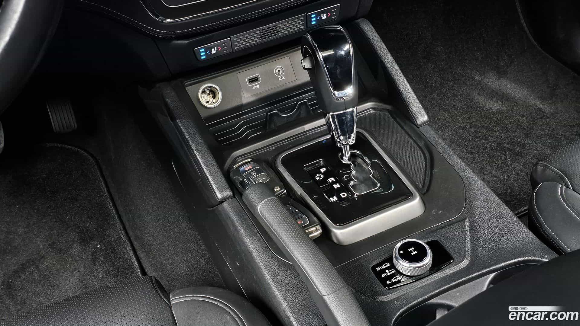Rexton KG Mobility 2018.11-INNER-009