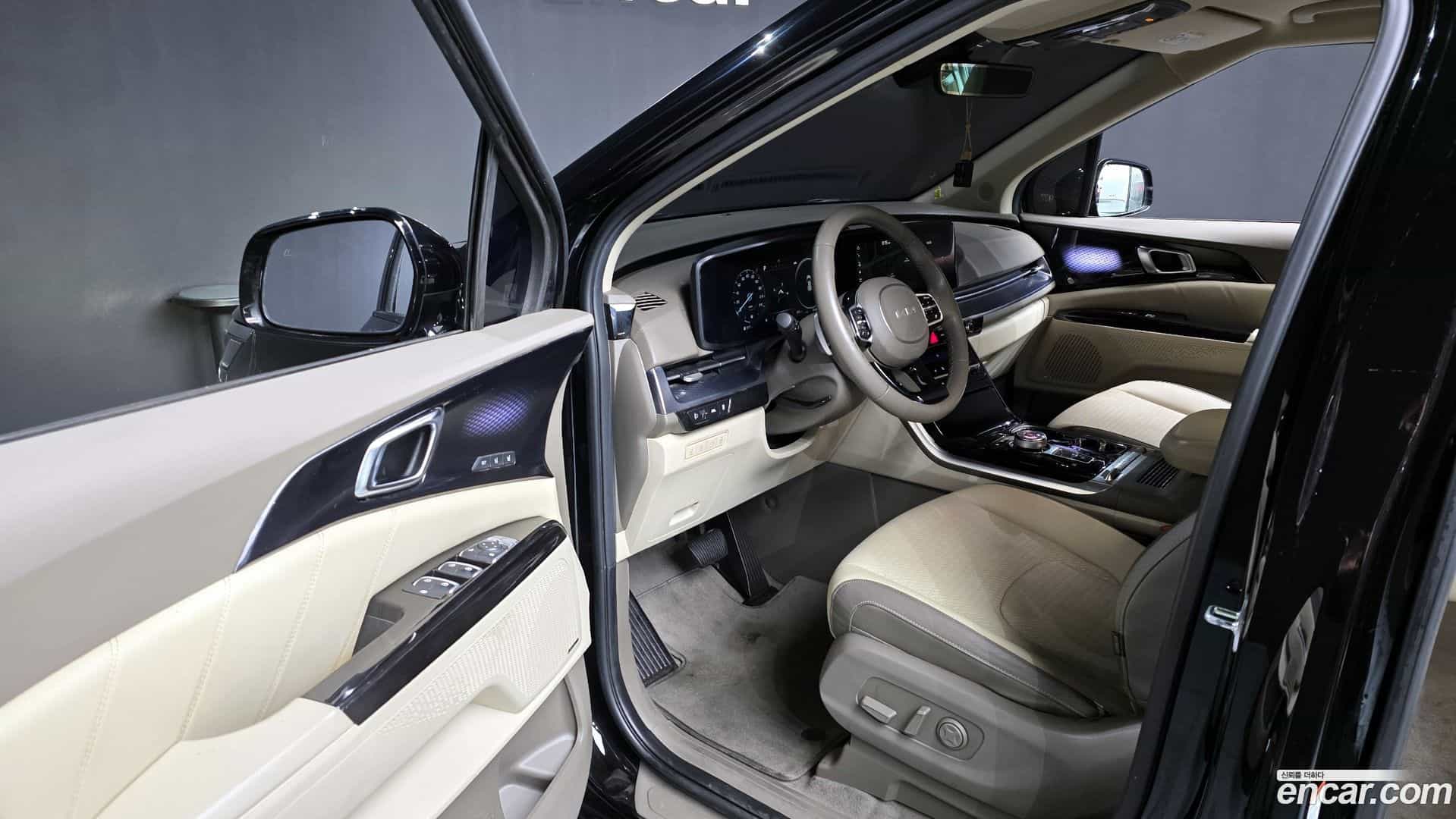 Canival Kia 2023.2-INNER-010