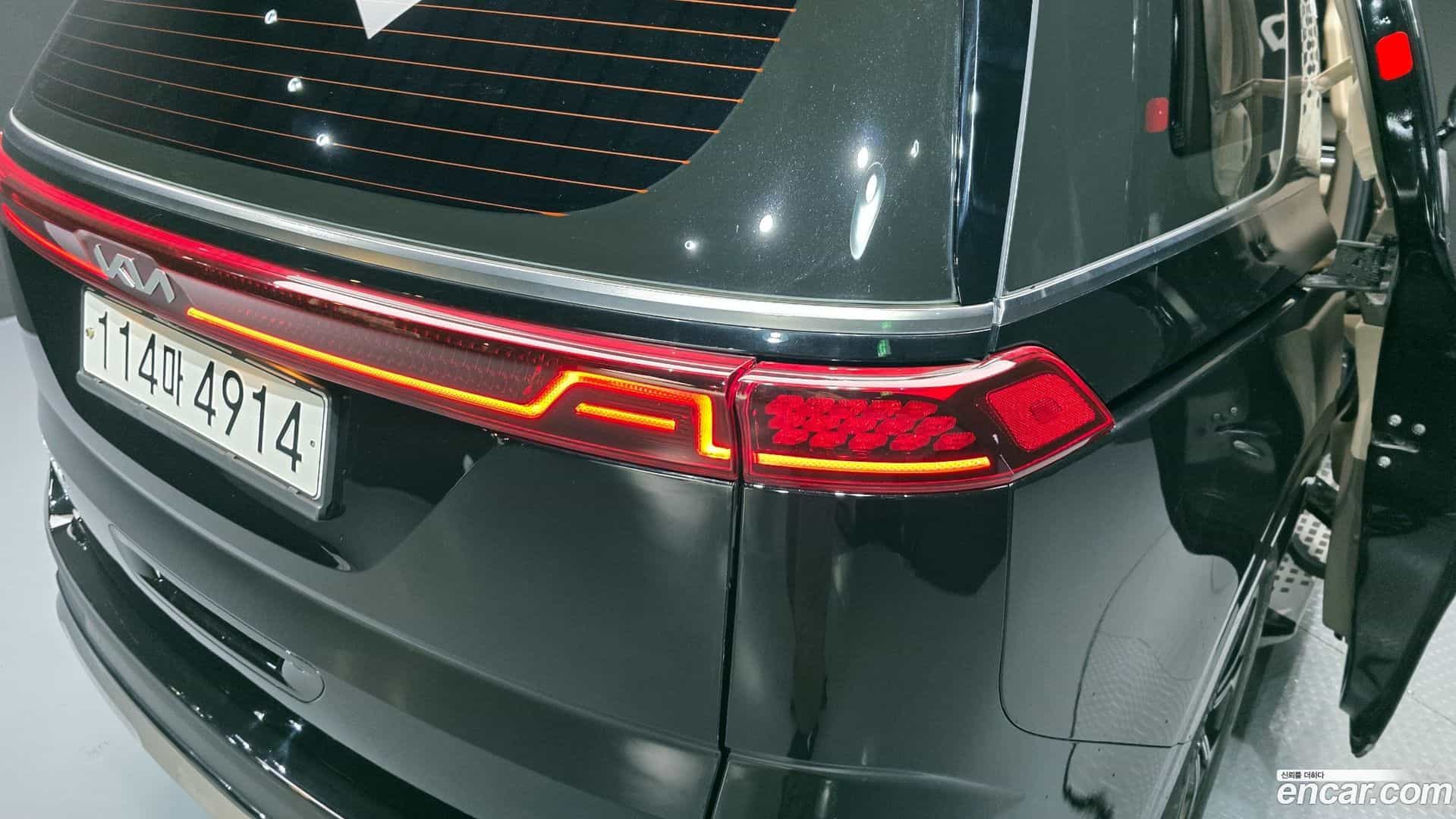 Canival Kia 2023.2-OUTER-033