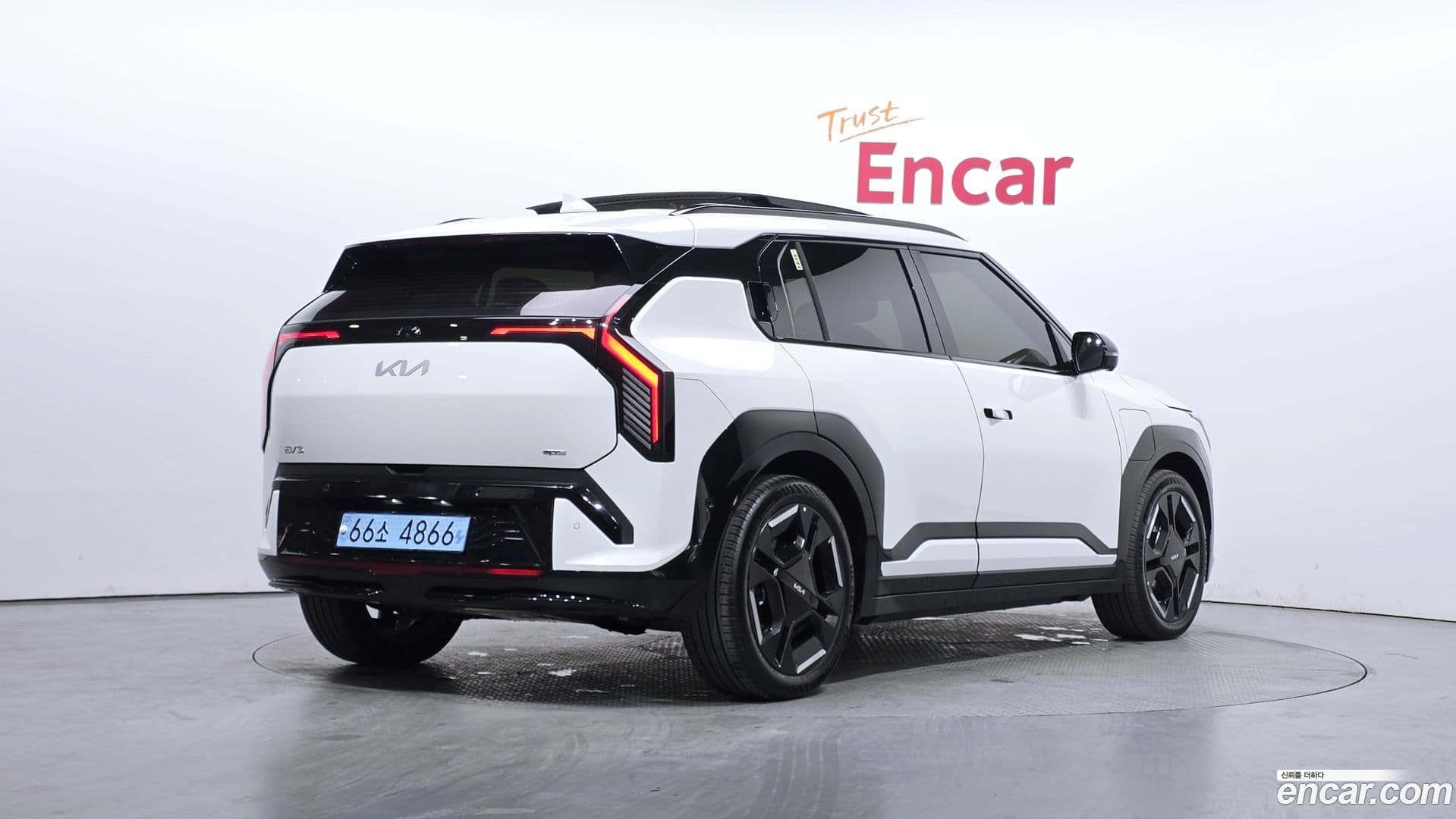 Main__Slider__Photo:EV3 Kia 2025.3-1