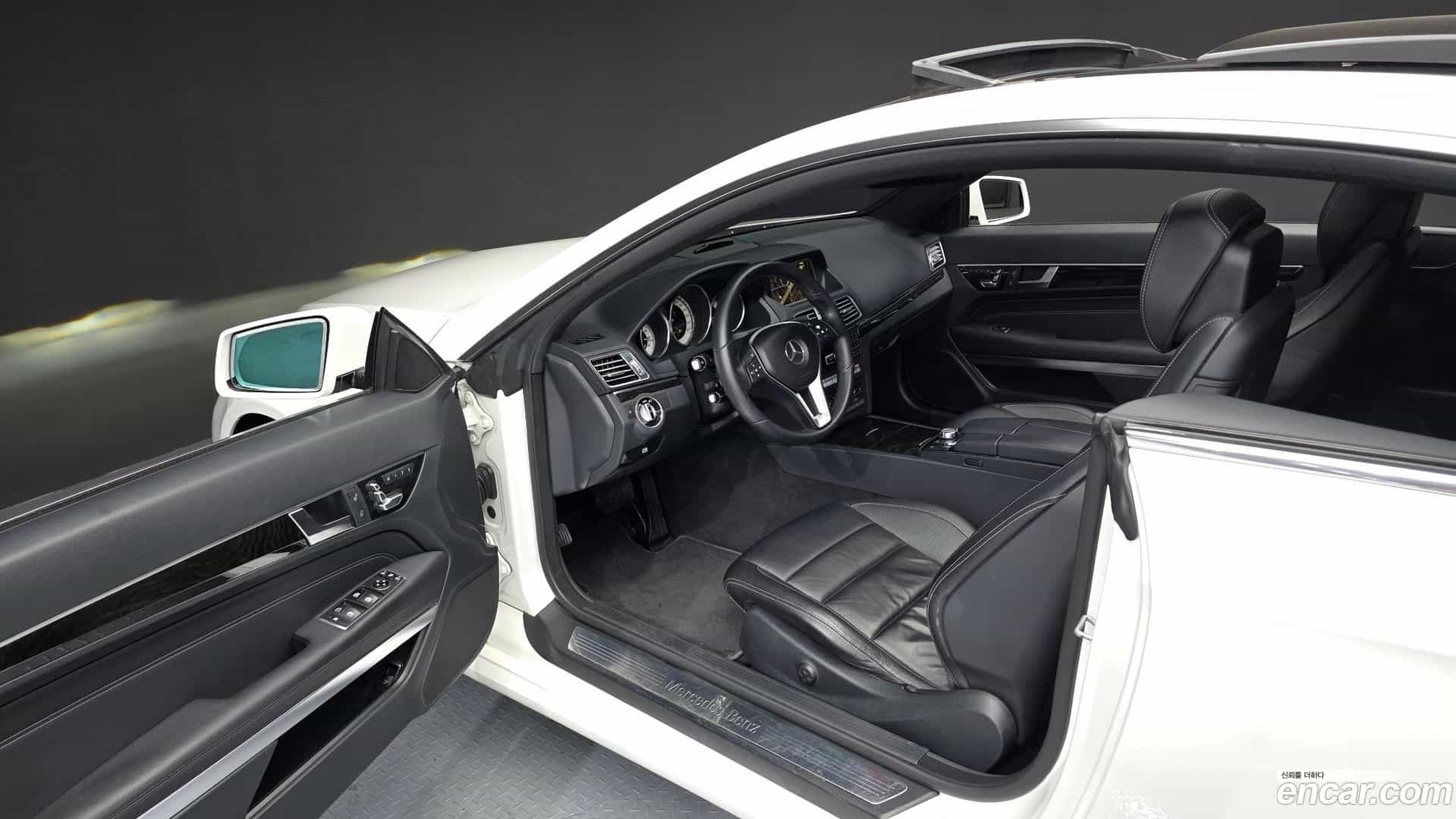E-Class Mercedes-Benz 2014.7-INNER-010