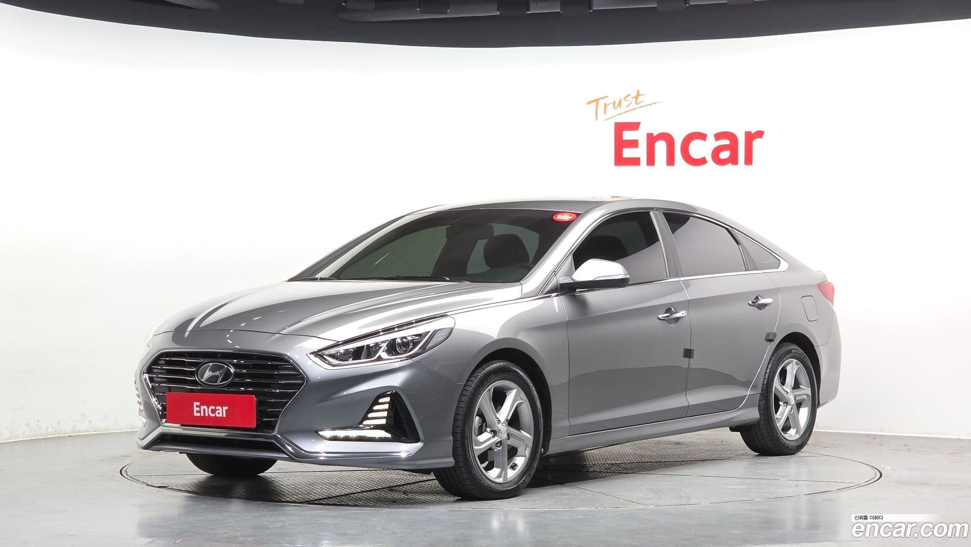 Main__Slider__Photo:Sonata Hyundai 2018.10-0