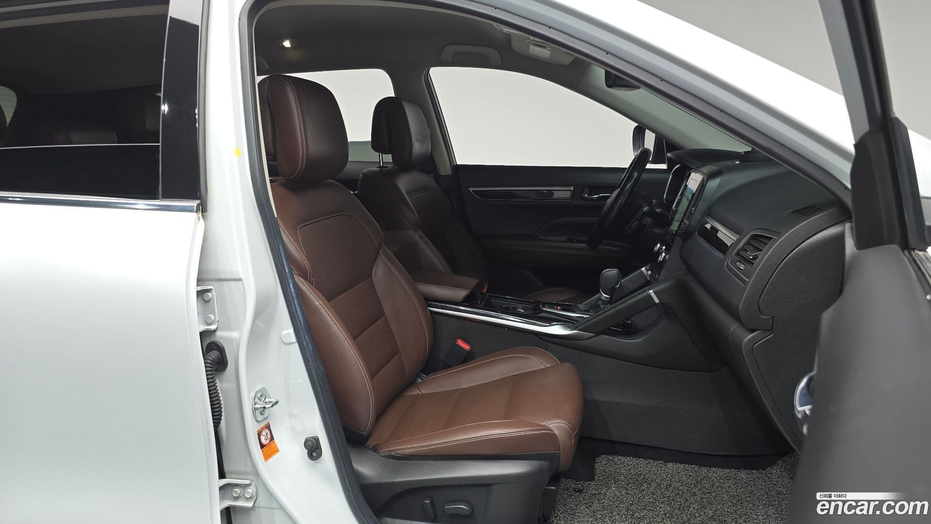 Main__Slider__Photo:QM6 Renault Korea 2019.4-10