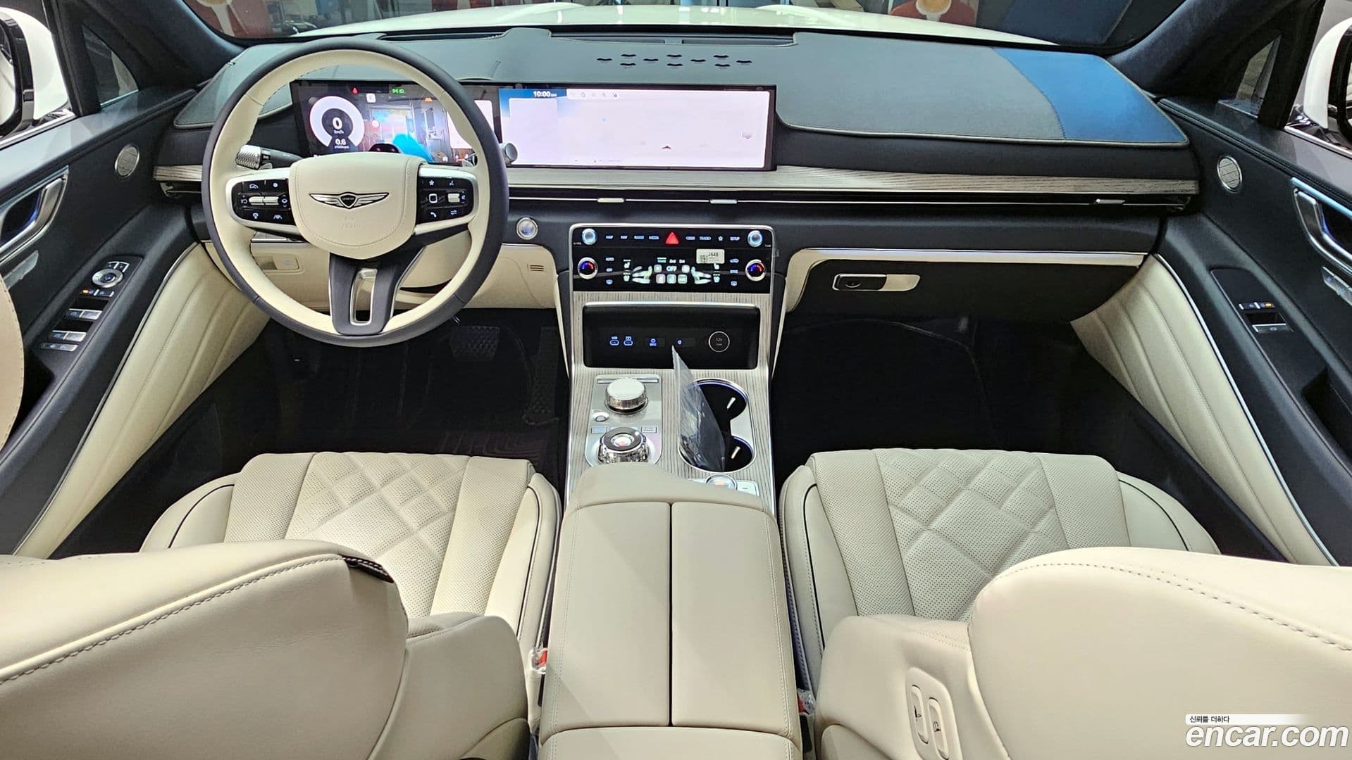Main__Slider__Photo:GV80 Genesis 2023.10-6