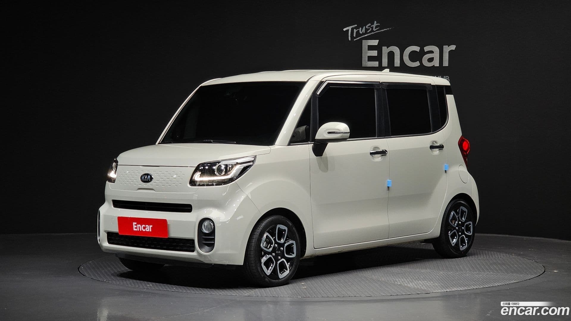 Main__Slider__Photo:RAY Kia 2021.4-0